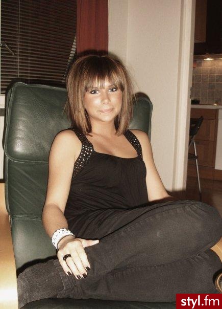 Średnie Fryzury