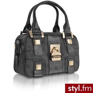 Renee - 4G Logo Jacquard Box Bag - GUESS - Polyvore. Pobrano ze strony: http://www.polyvore.com/cgi/thing?id=24712936&.locale=pl - Pozostałe Torebki Moda