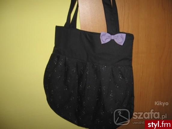 ja mam szara a kolazanka ta granatowa ;) - Pozostałe Torebki Moda