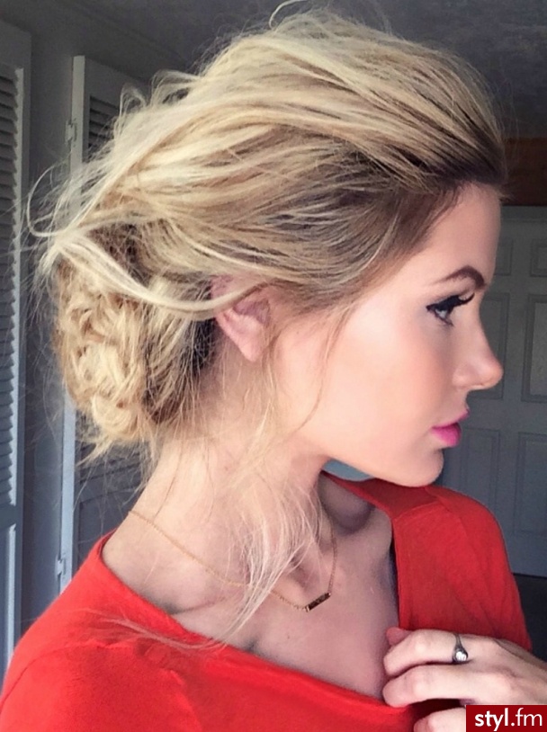 Blond Upięcie Kręcone Na co dzień Średnie Fryzury