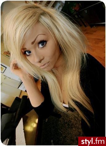  - EMO Alternatywne Średnie Fryzury