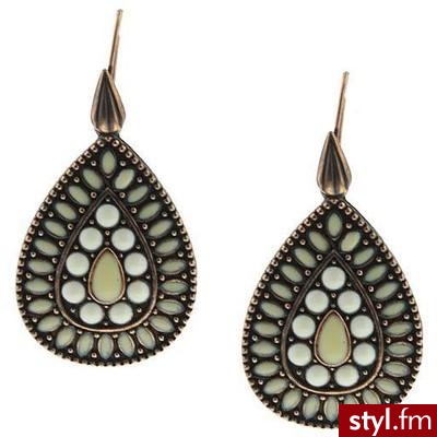 Caribbean Breeze Light Green Teardrop Earrings - 1928 - Polyvore. Pobrano ze strony: http://www.polyvore.com/caribbean_breeze_light_green_teardrop/thing?id=15462944 - Pozostałe Dodatki Moda