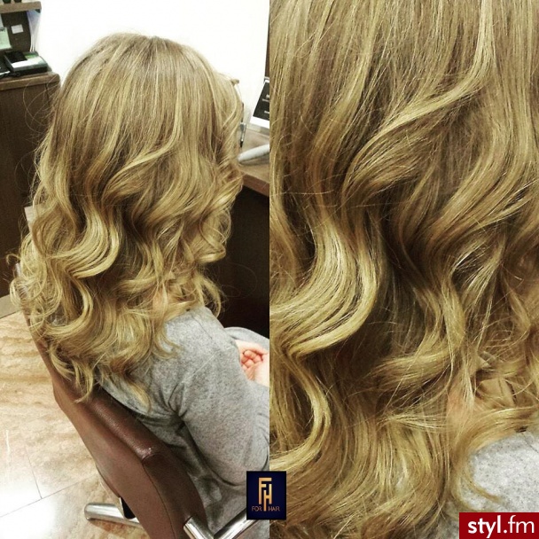 http://forhairsobieski.pl/ Sombre z Olaplex Warszawa - Blond Rozpuszczone Kręcone z grzywką Na co dzień Długie Fryzury