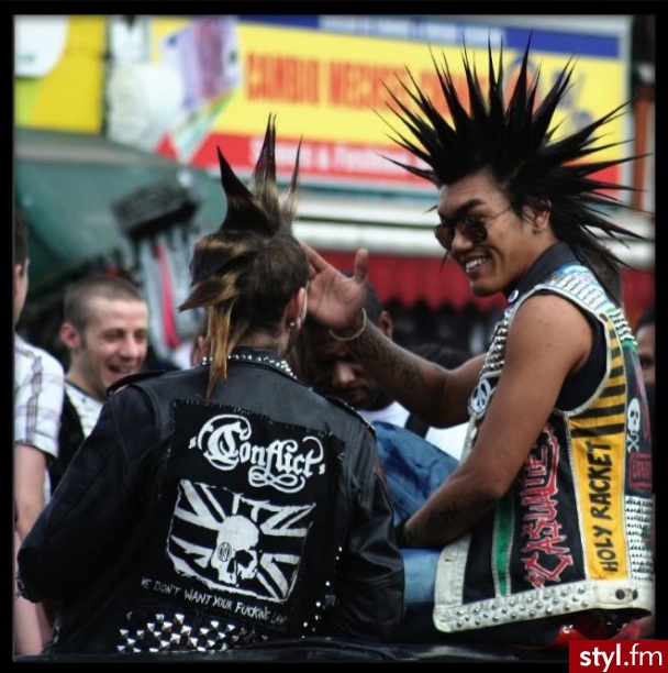 Punk Rock Alternatywne Średnie Fryzury