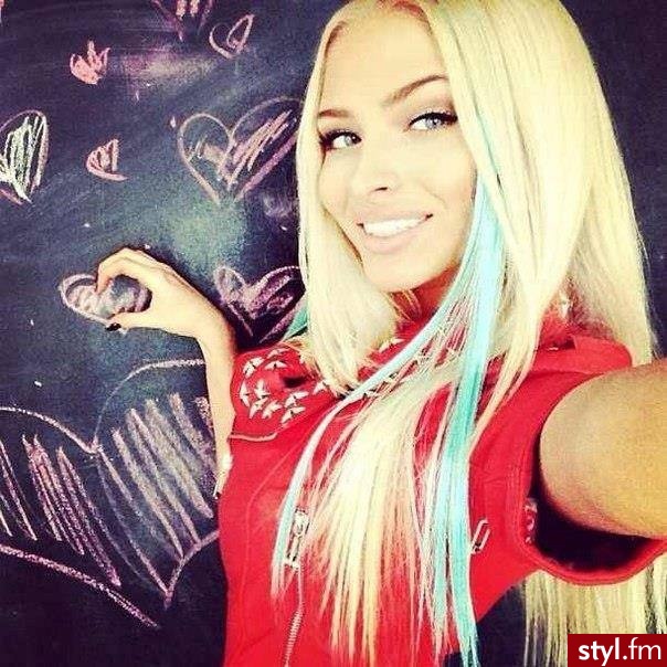 Blond Rozpuszczone Proste Na co dzień Długie Fryzury