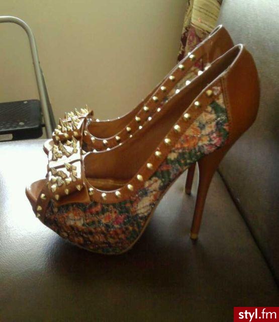 Szpilki Buty Moda