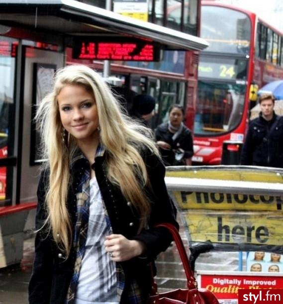 Blond Rozpuszczone Proste Na co dzień Długie Fryzury