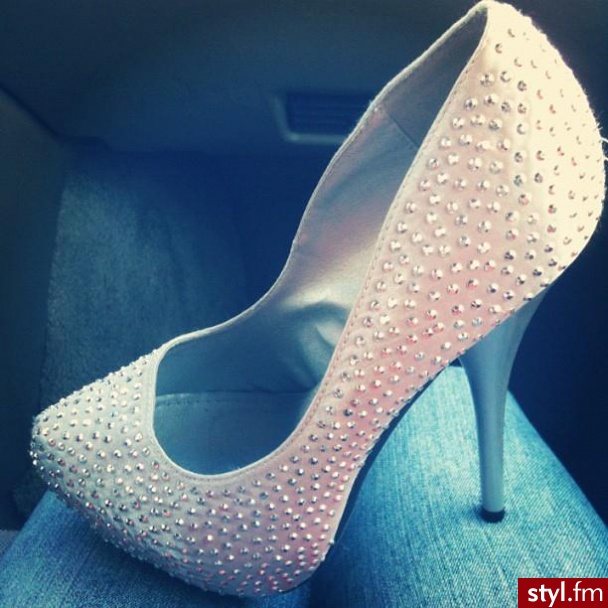 Szpilki Buty Moda