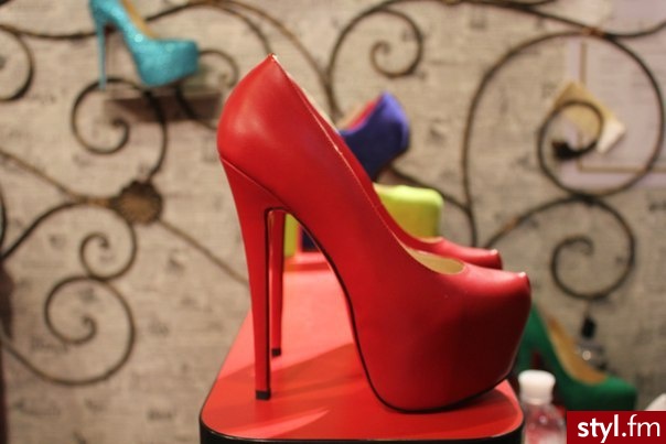 Szpilki Buty Moda