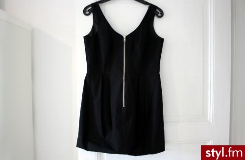 Sukienki Moda