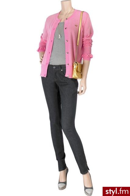 Kardigan w modnym tego roku kolorze- Luella; jeansy - Stella McCartney; buty - Lanvin; koszulka - Kain; naszyjnik - Vivienne Westwood; torebka - Marc Jacobs. - Pozostałe Ciuchy Moda