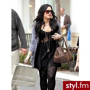 Star Tracks: Friday, March 18, 2011 - SHOP TO IT - Star Trac... - Polyvore. Pobrano ze strony: http://www.polyvore.com/star_tracks_friday_march_18/thing?id=31769578 - Misz-masz