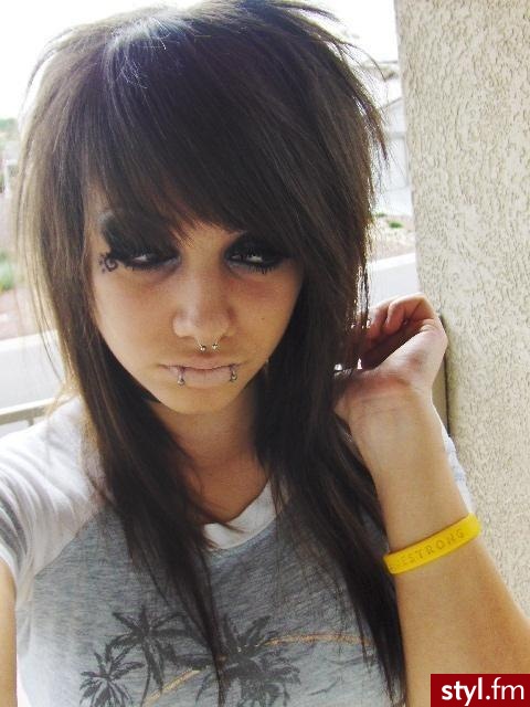 EMO Alternatywne Średnie Fryzury