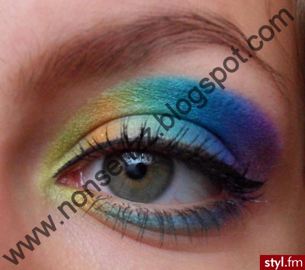 www.nonsenzz.blogspot.com - Dzienne Makijaże