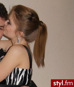Brązowe Upięcie Proste Na co dzień Średnie Fryzury