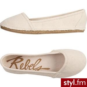 dELiAs > Rebels Rascal Espadrille Flat > shoes > flats - Polyvore. Pobrano ze strony: http://www.polyvore.com/delias_rebels_rascal_espadrille_flat/thing?id=29498544 - Pozostałe Buty Moda