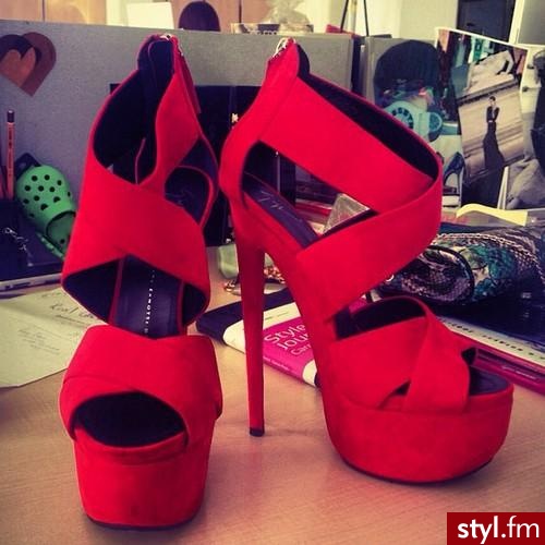 Szpilki Buty Moda