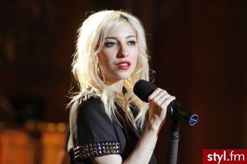 Średnie Fryzury