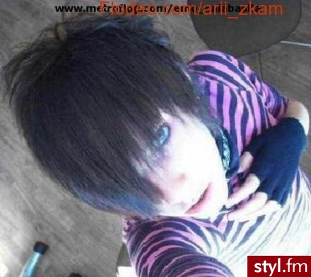 :):) - EMO Alternatywne Średnie Fryzury