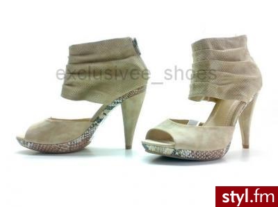 HITTT !!! PRZEŚLICZNE BEŻOWE GLADIATORKI *roz36* (1046923334) moda.allegro - Allegro.pl - aukcje internetowe, bezpieczne zakupy. Pobrano ze strony: http://moda.allegro.pl/item1046923334_hittt_przesliczne_bezowe_gladiatorki_roz36.html - Pozostałe Buty Moda