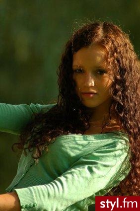 fryzury kręcone - Kręcone Na co dzień Średnie Fryzury