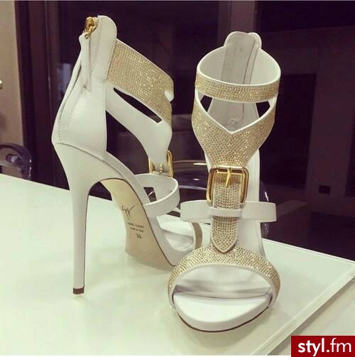 Szpilki Buty Moda