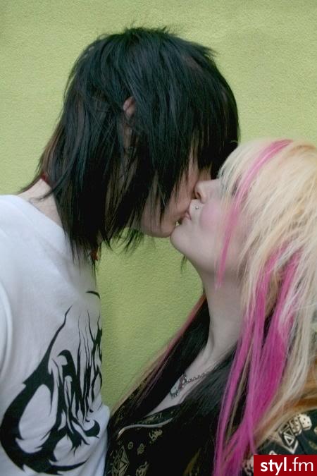 EMO Alternatywne Średnie Fryzury