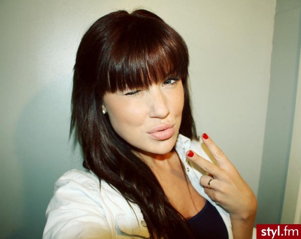 Średnie Fryzury