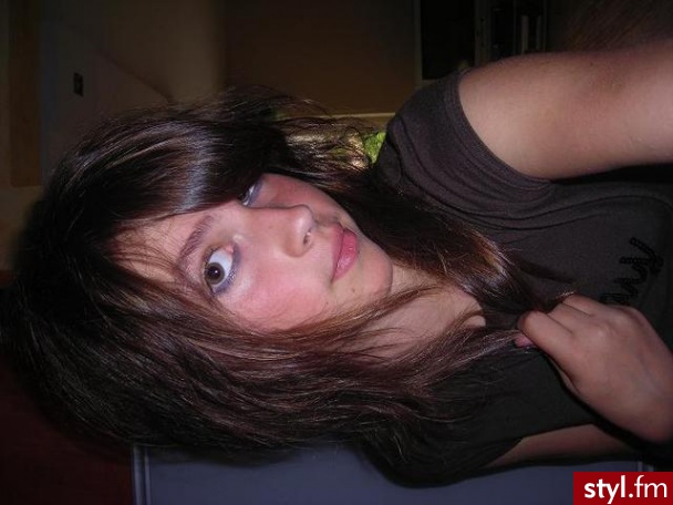 LooL - EMO Alternatywne Średnie Fryzury