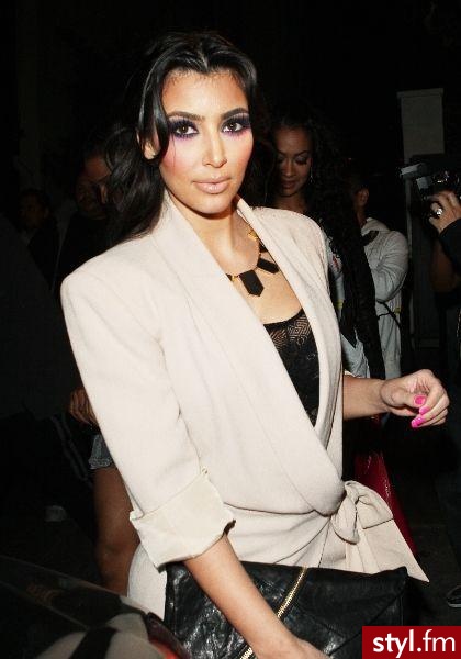 LaLa Vazquez &  Ciara & Kim Kardashian - Moda uliczna Inne Moda