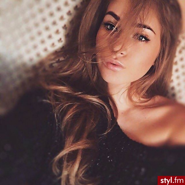 Blond Rozpuszczone Kręcone Na co dzień Długie Fryzury