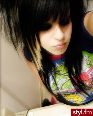 EMO Alternatywne Średnie Fryzury