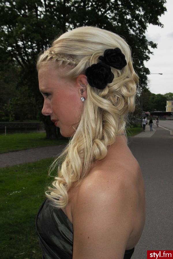 Blond Upięcie Kręcone Ślubne Długie Fryzury