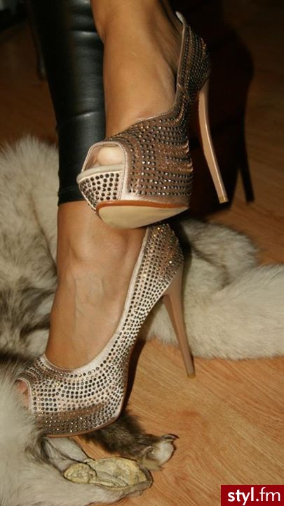 Szpilki Buty Moda