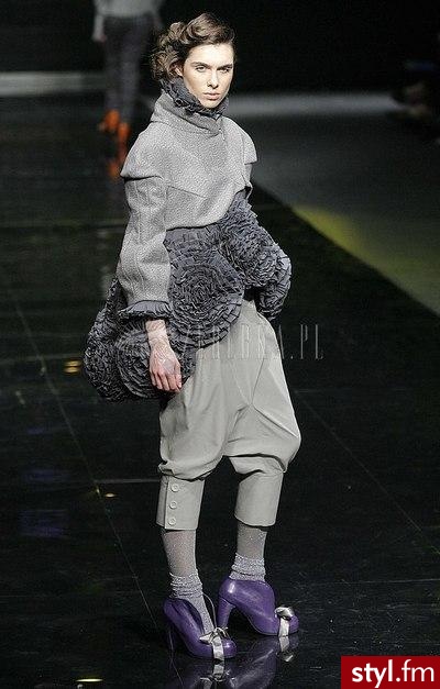 Odważne ubiory. Dalszy ciąg kolekcji kobiecej Małgorzat ;) xD ;] - Moda uliczna Inne Moda