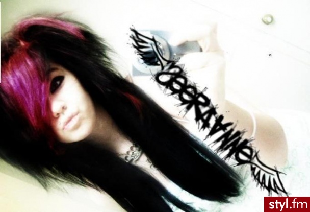 EMO Alternatywne Średnie Fryzury