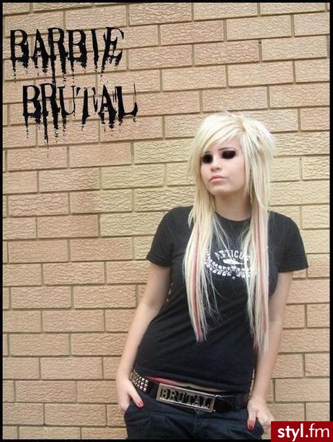 Barbie Brutal - EMO Alternatywne Średnie Fryzury