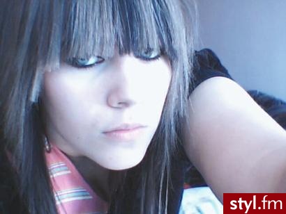 - Średnie Fryzury