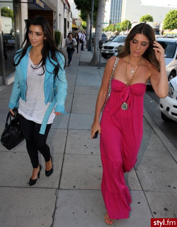 Kim Kardashian. Kim Kardashian - Moda uliczna Inne Moda