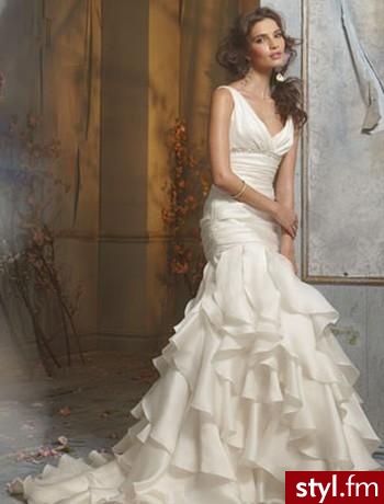 http://www.kleinfeldbridal.com/ - Suknie ślubne Ślub Moda