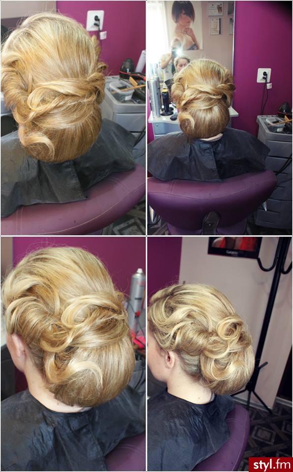 Blond Kok Kręcone Wieczorowe Długie Fryzury