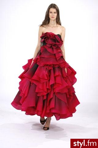 sukienka. Marchesa
Jeżeli już jest proszę o link - Pozostałe Ciuchy Moda