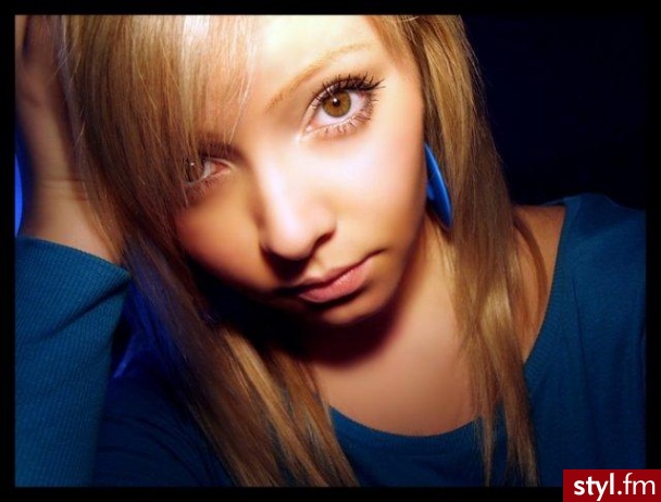 Średnie Fryzury