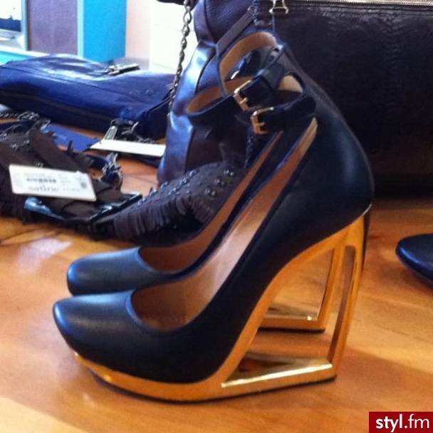 Pozostałe Buty Moda