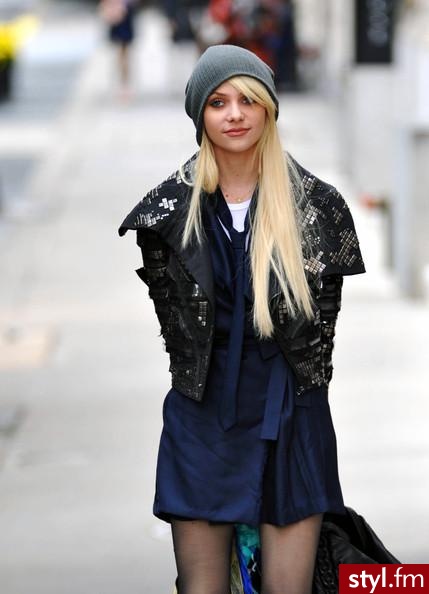 Taylor Momsen - Moda uliczna Inne Moda