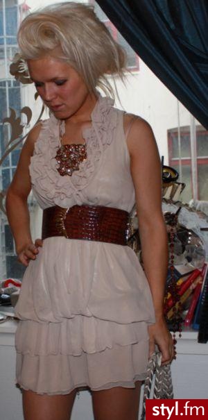 Sukienki Moda