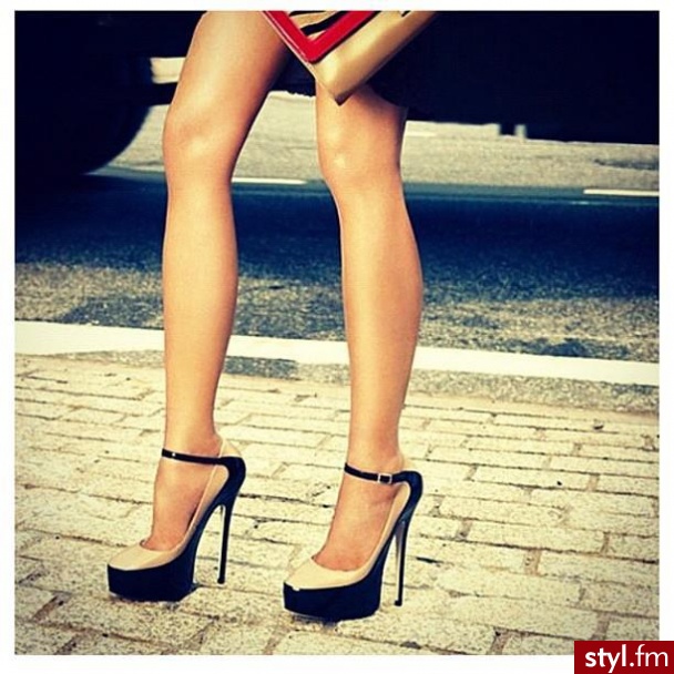 Szpilki Buty Moda