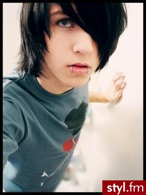 Alex Evans <3 - EMO Alternatywne Średnie Fryzury