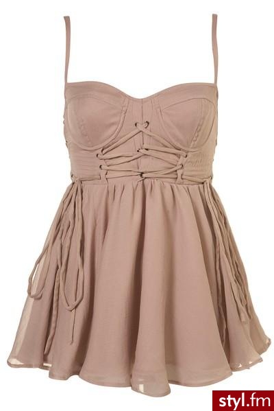 Sukienki Moda
