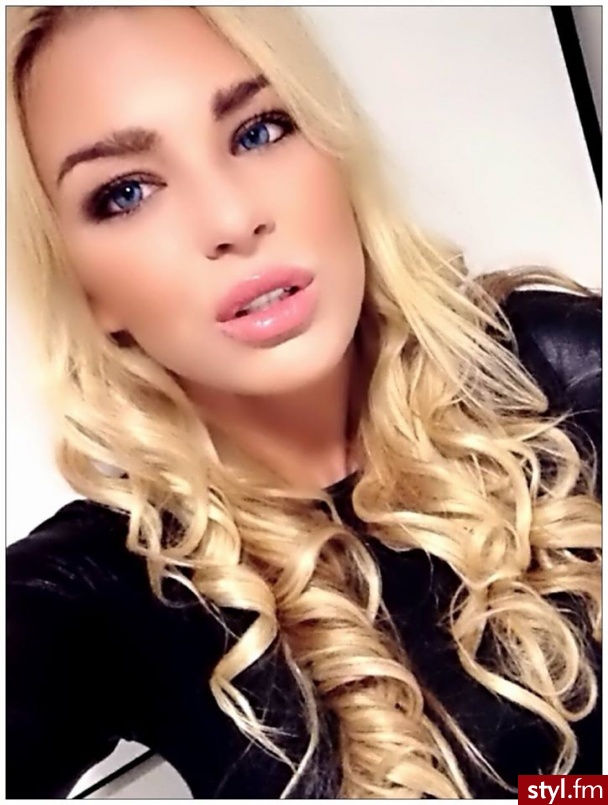 Blond Rozpuszczone Kręcone Na co dzień Długie Fryzury